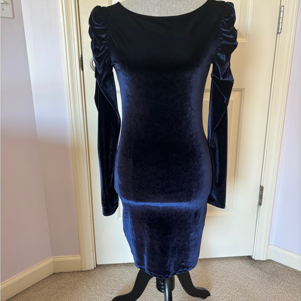 Navy blue velvet long sleeve dress